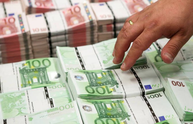 Partijama iz budžeta skoro 6 miliona eura