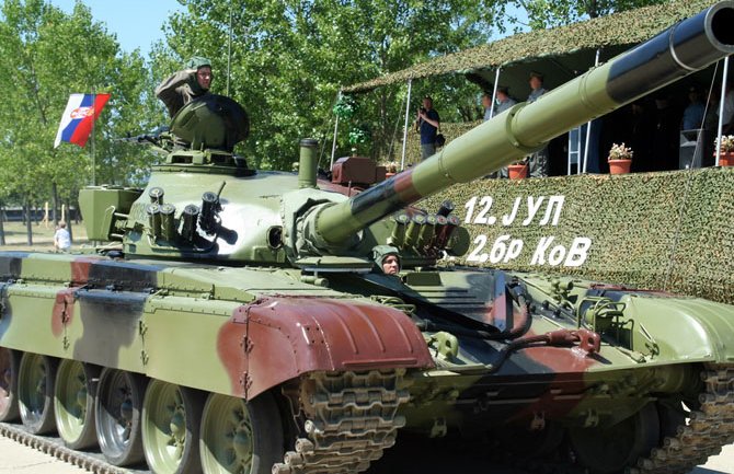Prištinski mediji:  Srpski tenkovi “krenuli na Kosovo”(VIDEO)