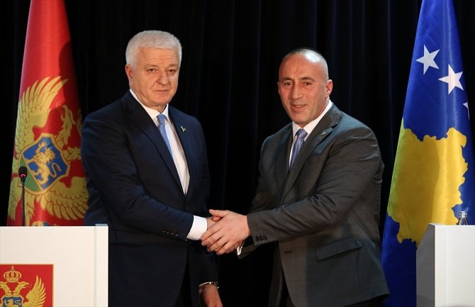 Marković na Kosovu: Pitanje državne granice riješićemo kao prijatelji
