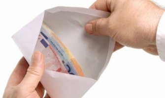 Prosječna plata u Crnoj Gori među tri najveće u regionu