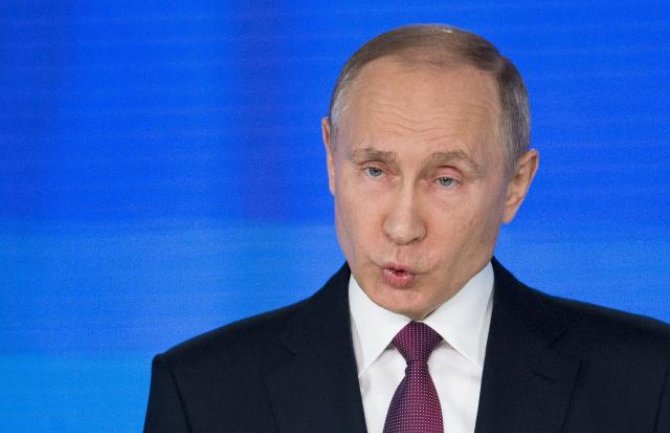 Putin: Pravimo novo oružje, sad će nas slušati (VIDEO)