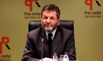 Hazbija Kalač prvi predao kandidaturu za predsjednika Crne Gore