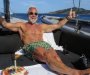 Italijanski milioner istetovirao sopstveni lik na leđima(VIDEO)