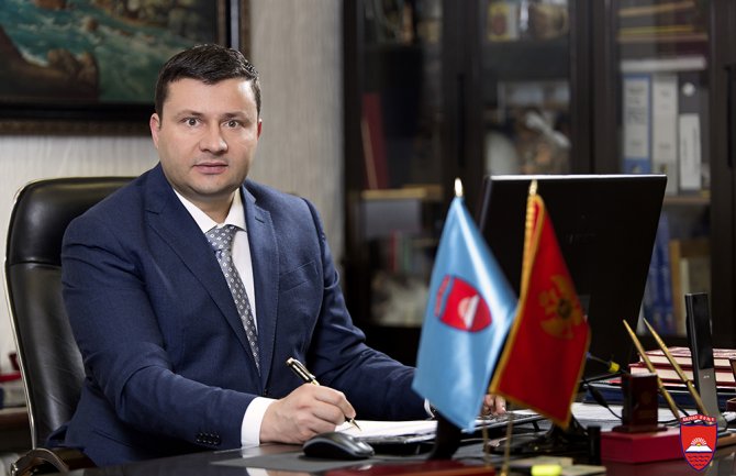 Smolović imenovan za šefa delegacije Zajednice opština CG