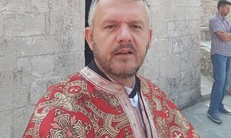 Sveštenik Lajović isključen iz  Crnogorske pravoslavne crkve