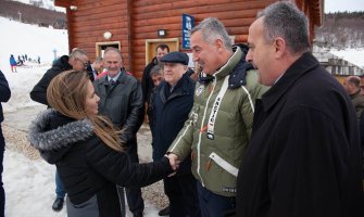 Đukanović razgovarao sa skijašicom Jelenom Vujičić: Sport važna promotivna šansa Crne Gore