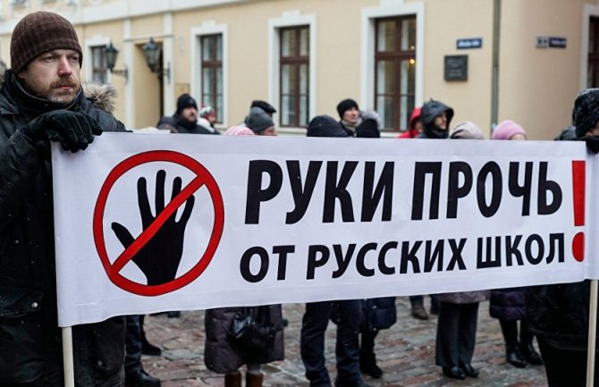 Sankcije Letoniji od strane Rusije zbog jezičkih reformi