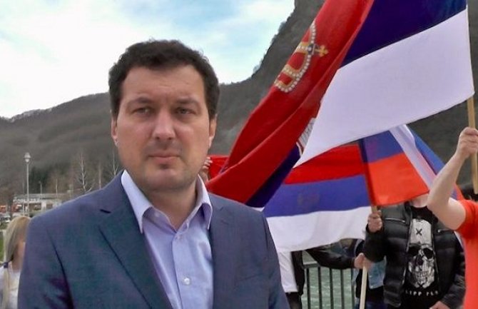 Dedeić: Šavnik opljačkan i precrtan od strane režima da bi se imalo za Cetinje
