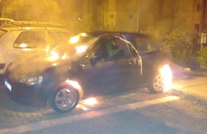 Još jedan automobil zapaljen u Tivtu 