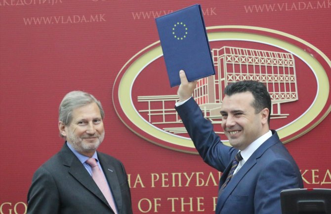 Han: Makedonija zaslužila preporuku EK za početak pregovora