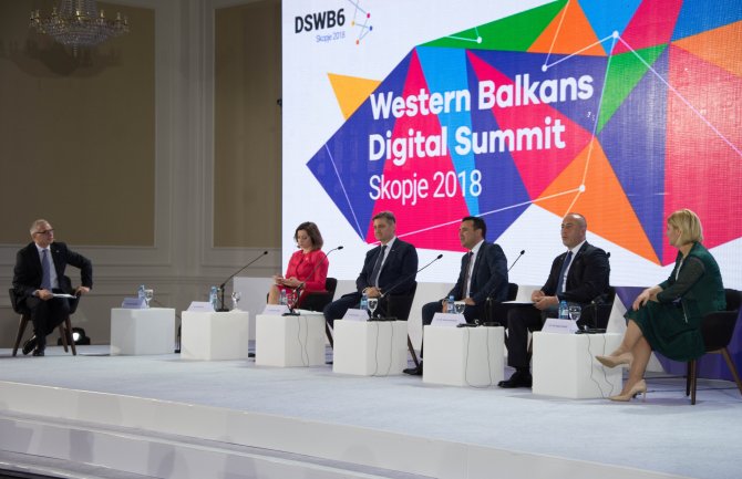 Zaev: Digitalna revolucija će ukloniti geografske granice