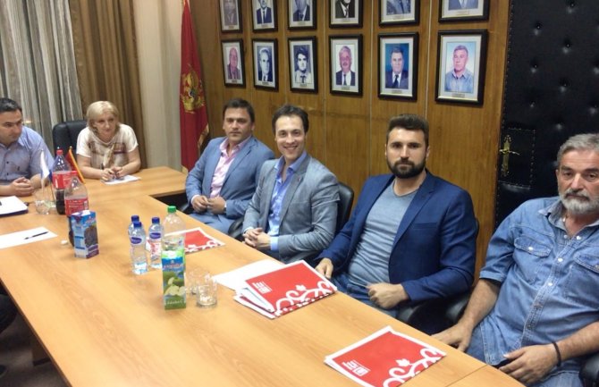Prava Crna Gora predala listu za izbore u Danilovgradu