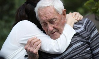 Put u jednom pravcu iz Australije u Švajcarsku: Naučnik okončao svoj život u 104. godini