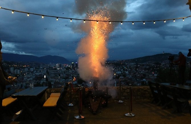 Sarajevo: Top sa Žute tabije označio početak mjeseca Ramazana (FOTO)