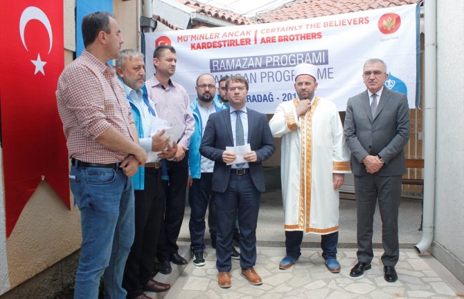 Turski Dijanet podijelio 500 bonova povodom ramazana(FOTO)