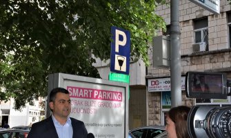 Počeli sa radom prvi smart parkinzi u Crnoj Gori