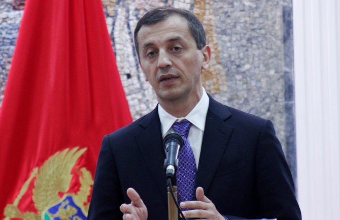  Crna Gora neće graditi NATO baze na svojoj teritoriji