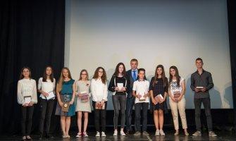 Ponos grada: Opština Berane nagradila najbolje učenike