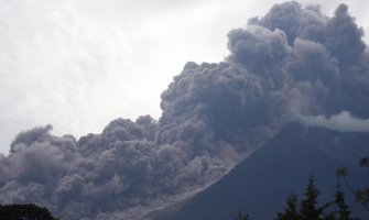 Erupcija vulkana Fuego: 25 osoba stradalo, preko 100 evakuisano, više povrijeđenih(VIDEO)