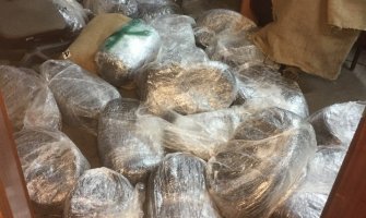 Pronađeno 120 kilograma skanka u džakovima sakrivenim u šiblju(FOTO)