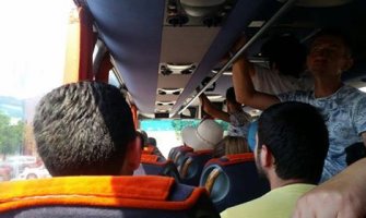 Putnici dva sata čekali: Kupili kartu za voz, putovali autobusom