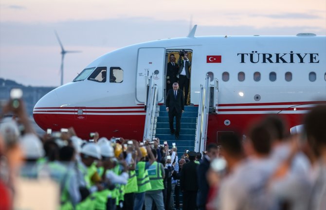  Novi aerodrom u Istanbulu, jedan od najvećih u svijetu: Prvo slijetanje aviona sa Erdoganom u kabini pilota