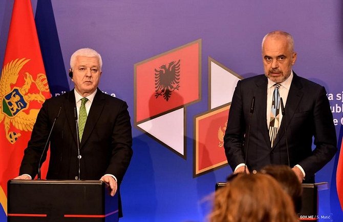 Crnu Goru i Albaniju vezuje susjedstvo bez otvorenih pitanja čiji su garant nacionalne manjine