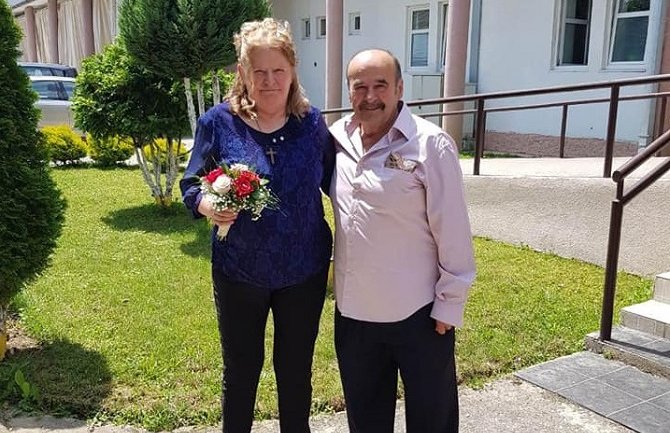 Ljubav godine ne broji: Još jedno vjenčanje u bjelopoljskom Domu starih (FOTO)