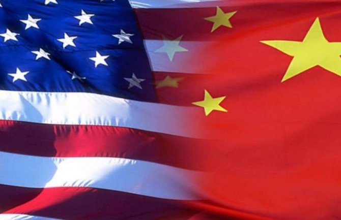 Vašington povećao takse na uvoz kineske robe, Kina uvodi kontramjere