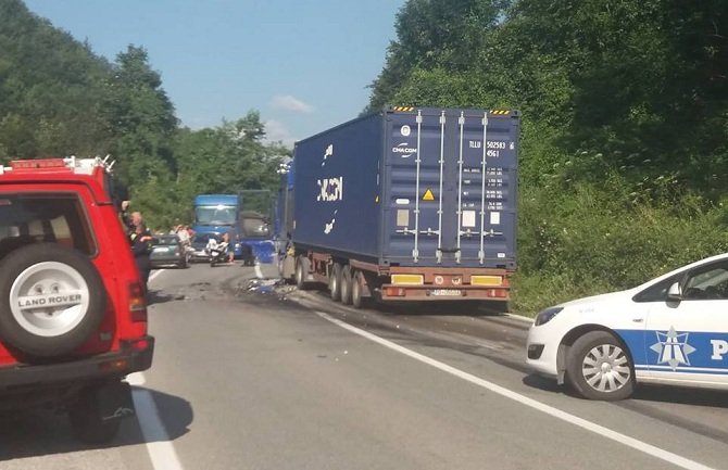 Još jedna nesreća na crnogorskim drumovima: Poginula jedna osoba