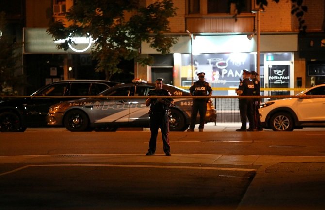 Muškarac ranio 14 ljudi u Torontu, ima mrtvih