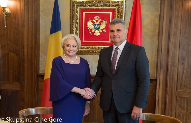 Rumunija snažno podržava put CG u EU