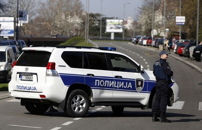 U centru Beograda pronađen ranac sa eksplozivom