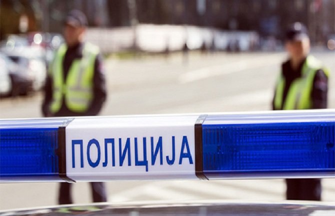 U stravičnom udesu kod Kragujevca jedna osoba poginula, dvije povrijeđene