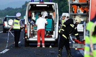 Tragedija na Jadranskoj magistrali: Odbio se od znak pa podletio pod auto