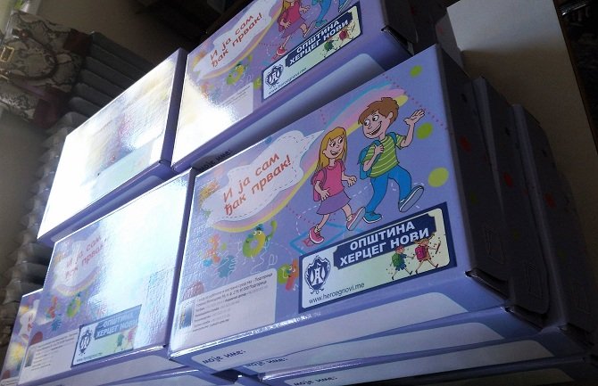 Opština Herceg Novi obezbijedila udžbenike za prva tri razreda osnovne škole