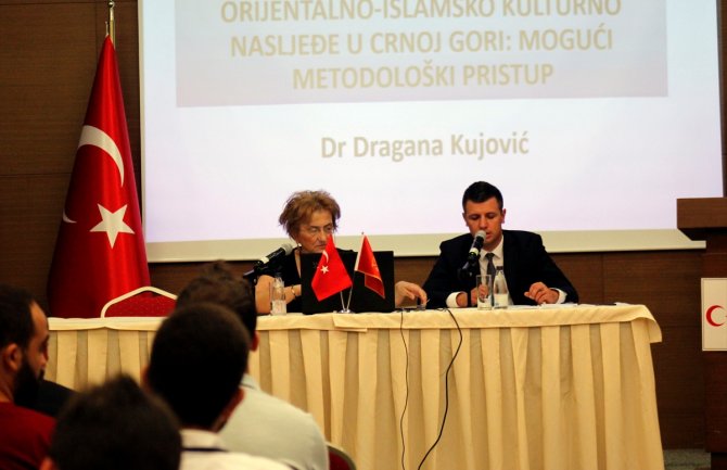 Volonteri TIKA-e prisustvovali predavanju o istoriji odnosa Crne Gore i Turske
