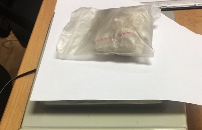 U Baru pronađen heroin, uhapšen osumnjičeni