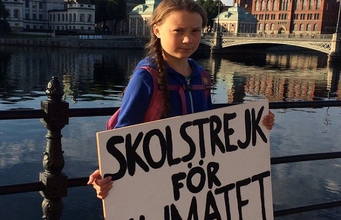 Djevojčica dvije nedjelje štrajkuje zbog klimatskih promjena