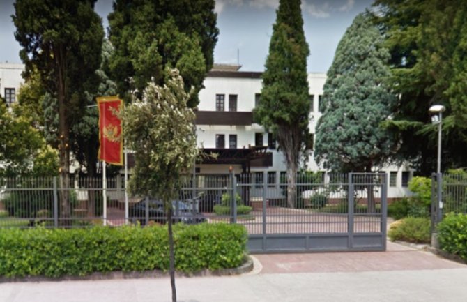 Ministarstvo odbrane daje 120 000 eura za adaptaciju službenih stanova 