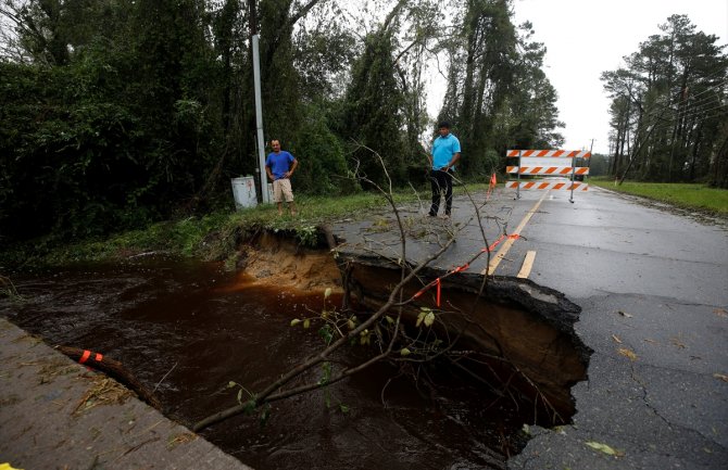 Raste broj mrtvih: Uragan Florens usmrtio 31 osobu