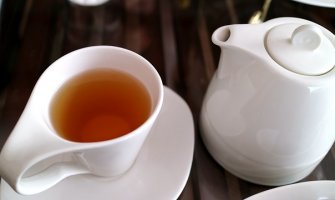 Čaj od čička ljekovit od korijena do lista: Uspješno snižava šećer u krvi