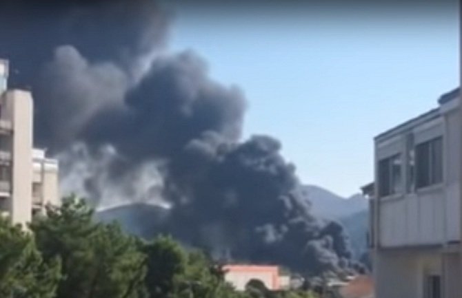 Veliki požar u Baru (VIDEO)