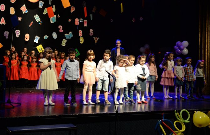 Dječija nedjelja u Podgorici počela dobrodošlicom za prvake (FOTO)