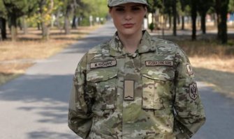 Crnogorski vojnici od sjutra u novim uniformama (FOTO)