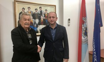 Knežević i Vuković: Svako od nacionalnih pitanja mora se ponovo rješavati 