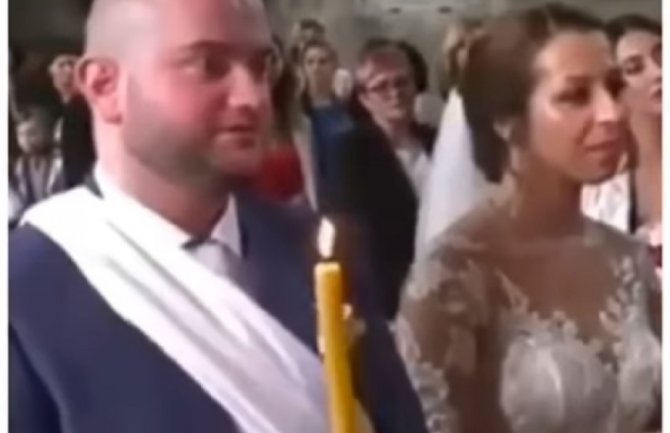 Nasmijao sve prisutne: Mladoženja na vjenčanju rekao da se obećao drugoj (VIDEO)
