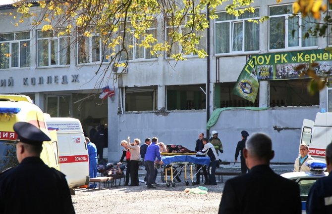 20 mrtvih i 44 povrijeđenih u napadu na Krimu, išao kroz zgradu i pucao na studente