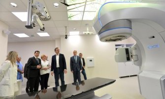 KC Srbija: Iks nož od 7 miliona eura za zračenje teško pristupačnih tumora, stranci će plaćati liječenje 3.000 eura