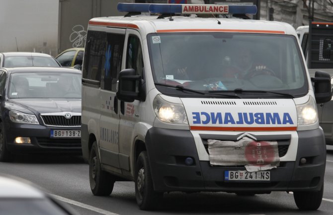 Beograd: Razbojnik opljačkao ženu na ulici, ona od šoka preminula